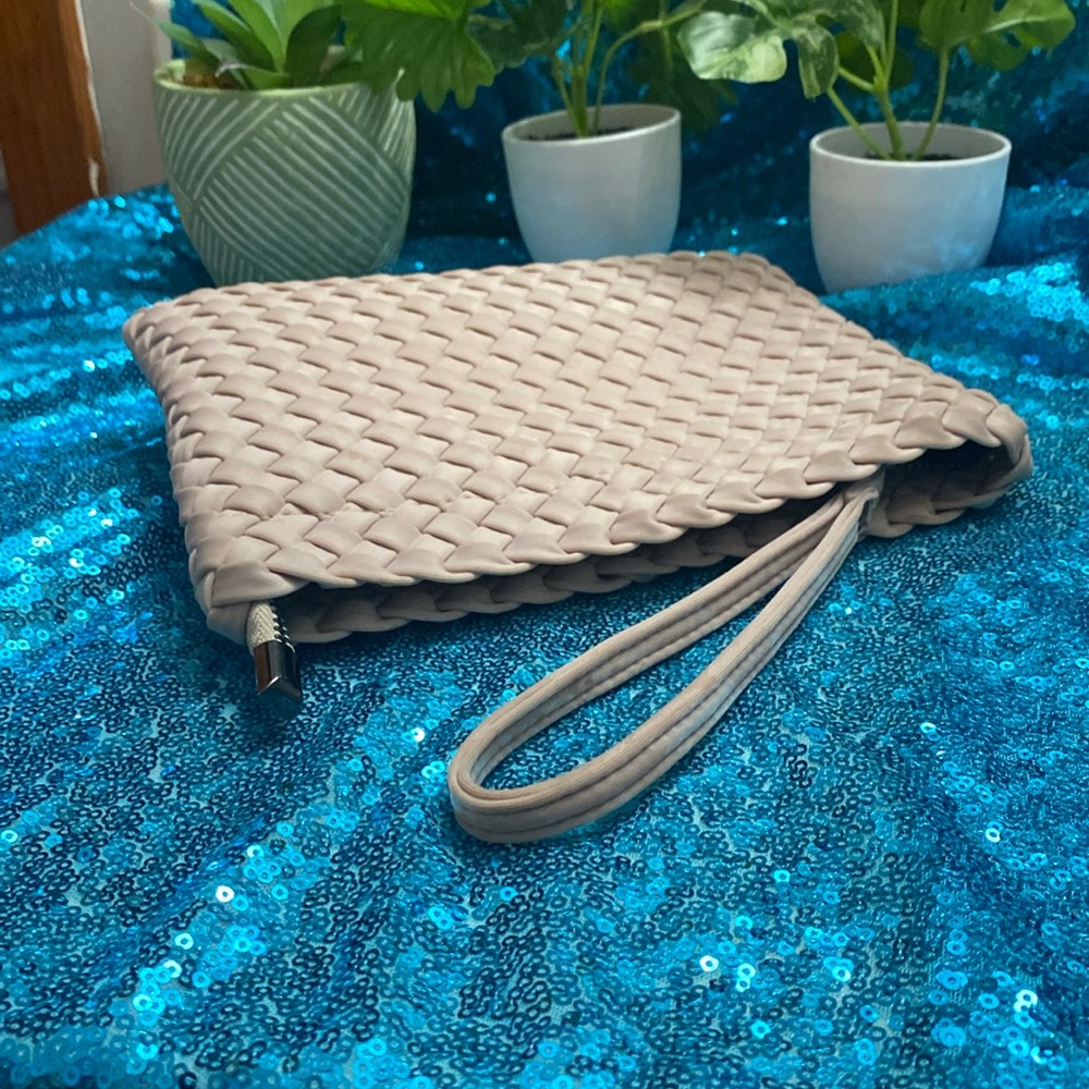 PreneLove Clutch purse, beige